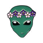 Alien con  flores